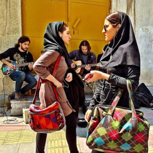 iran cracks down on instagram modelling 8 arrested iran cracks down on instagram modelling 8 arrested