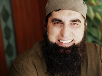 not a 90s video junaid jamshed takes us far far back in time