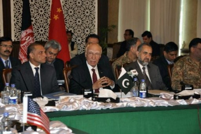 pakistan hosts meeting on reviving afghan taliban talks