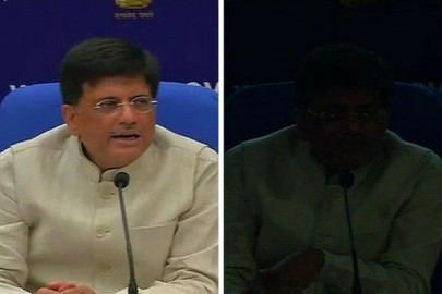 indian power minister s speech hit by power cut