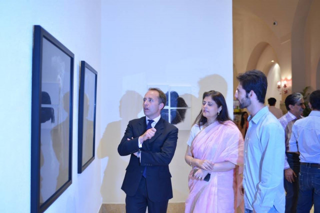 artists present pieces borne of experiments exploration photo fb com satranggallery artists present pieces borne of experiments exploration photo fb com satranggallery