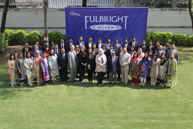 us ambassador donald blome congratulates 120 pakistani fulbright scholars