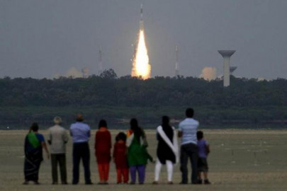 india s mini space shuttle blasts off