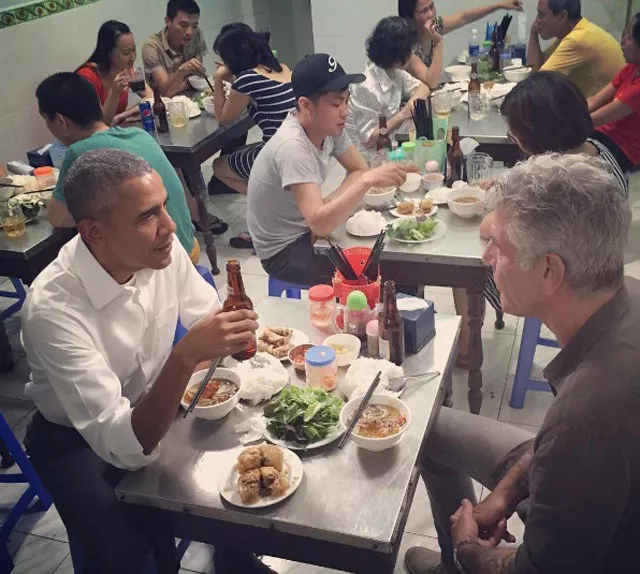 obama and anthony bourdain meet up in hanoi for some beer and bun cha photo instagram anthonybourdain obama and anthony bourdain meet up in hanoi for some beer and bun cha photo instagram anthonybourdain