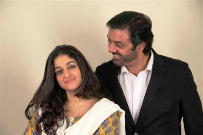 durr e shahwar television blames working women