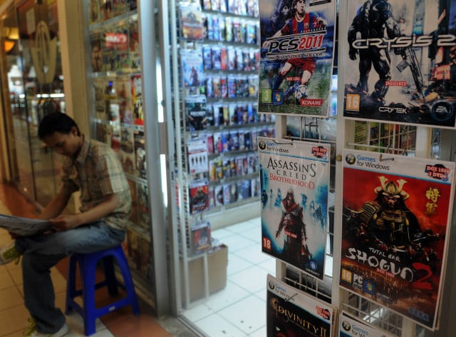 pirated software is displayed at a shop in jakarta indonesia on may 12 2011 photo afp pirated software is displayed at a shop in jakarta indonesia on may 12 2011 photo afp