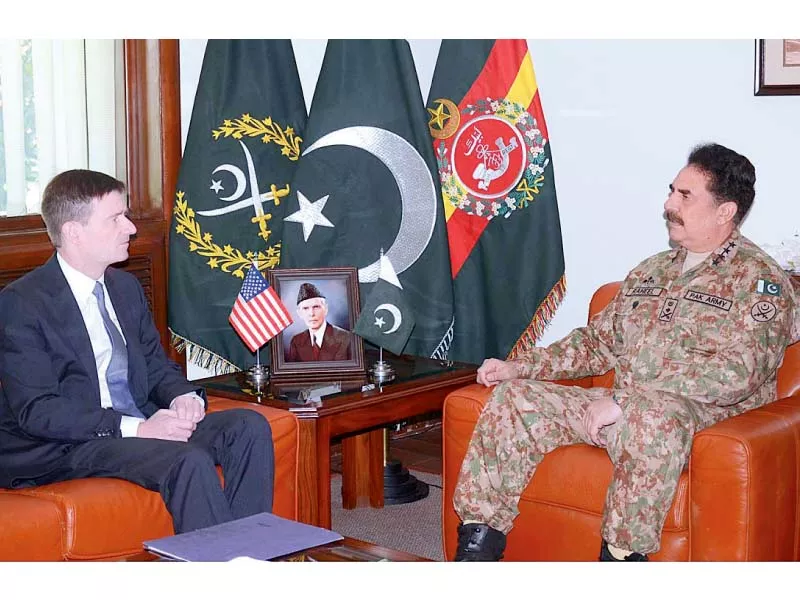 gen raheel speaks to us ambassador david hale at the ghq photo app gen raheel speaks to us ambassador david hale at the ghq photo app