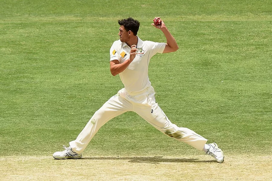 mitchell starc shapes to throw against new zealand in brisbane on november 9 2015 photo courtesy cricket australia ca mitchell starc shapes to throw against new zealand in brisbane on november 9 2015 photo courtesy cricket australia ca