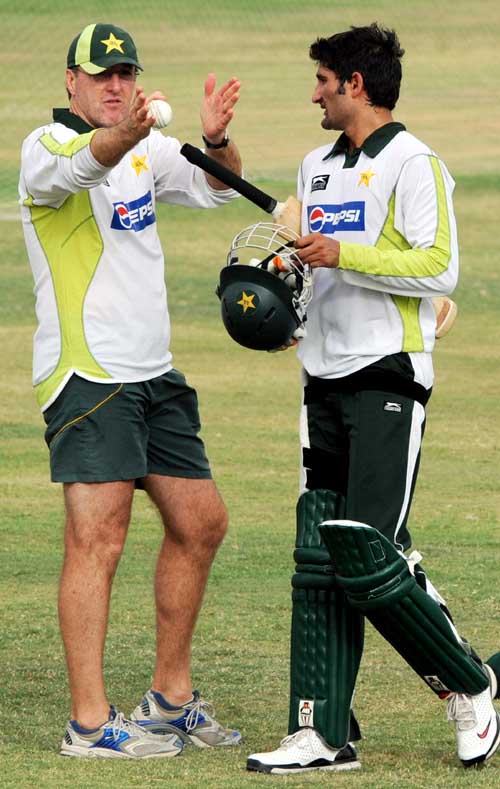 geoff lawson coached pakistan cricket team from july 2007 to october 2008 serving as pakistan 039 s third foreign coach photo afp