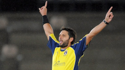afridi thinks english conditions will test youngsters afridi thinks english conditions will test youngsters