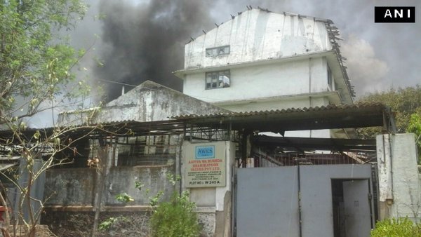 the factory building collapsed after the fire photo twitter