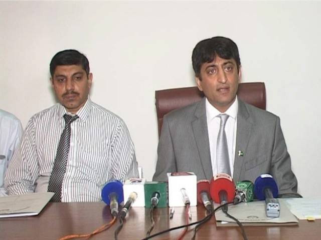 ziaullah khan toru right addressing a press conference in peshawar on september 14 2015 photo express ziaullah khan toru right addressing a press conference in peshawar on september 14 2015 photo express