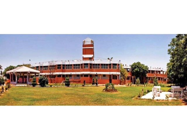 to offer higher education to the people of malir landhi shah faisal colony korangi and adjoining rural areas the malir university has been launched it has two campuses one at kalaboard and the other in landhi above photo courtesy malir university