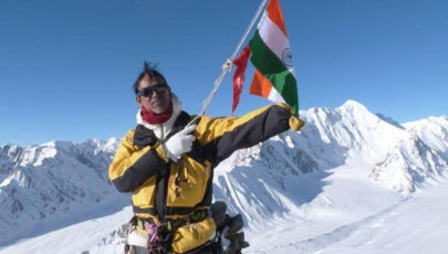 everest rescuers find body of missing indian climber everest rescuers find body of missing indian climber
