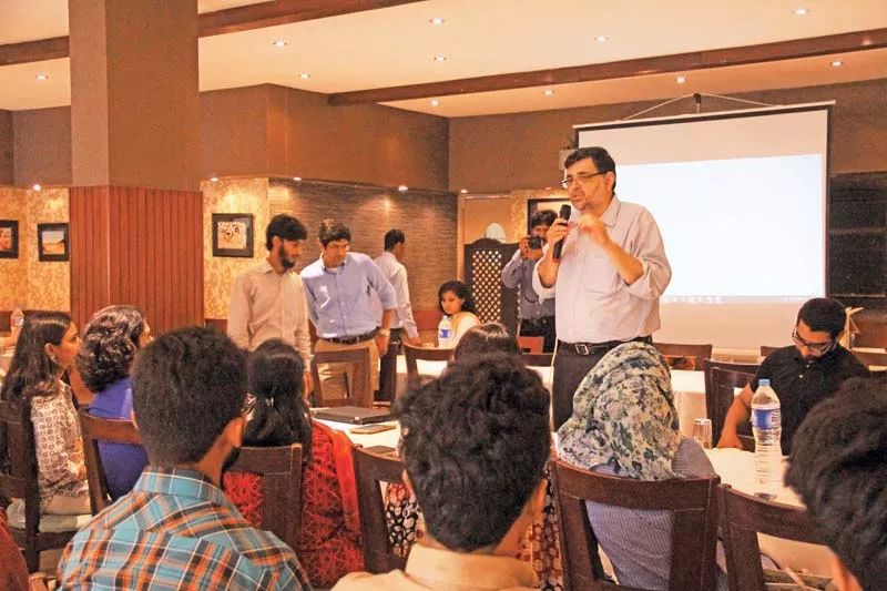 medical student organisations and the karachi relief trust got together to teach people how to combat heatstroke and save lives photo ayesha mir express medical student organisations and the karachi relief trust got together to teach people how to combat heatstroke and save lives photo ayesha mir express