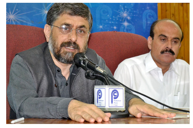 president of malgari doctors association addressing a press conference at ppc photo inp