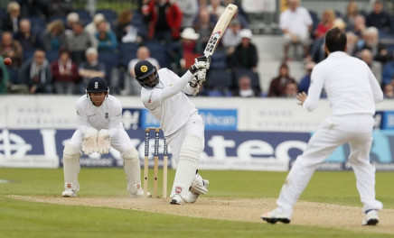 sri lanka 039 s angelo mathews hits england 039 s moeen ali for four runs on may 29 2016 photo reuters