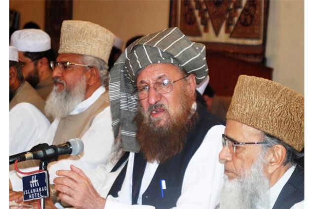 maulana samiul haq addressing a press conference after meeting with the leaders of religious political parties photo online maulana samiul haq addressing a press conference after meeting with the leaders of religious political parties photo online