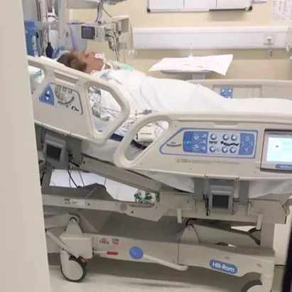 pm nawaz sharif photo post heart surgery in london on tuesday photo twitter maryamnsharif pm nawaz sharif photo post heart surgery in london on tuesday photo twitter maryamnsharif