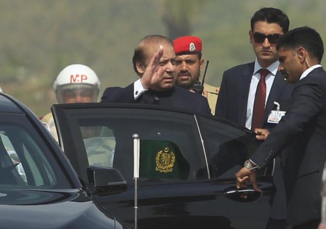 according to maryam nawaz prime minister expected to return to pakistan within three weeks photo reuters