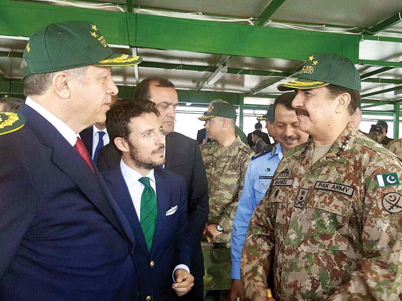 gen raheel sharif and turkish president recep tayyip erodgan exchange views during joint military exercises in izmir photo app