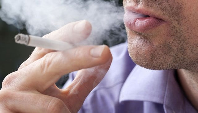 tobacco users are found to have gum disease as well as reduced lung function photo zeenews tobacco users are found to have gum disease as well as reduced lung function photo zeenews