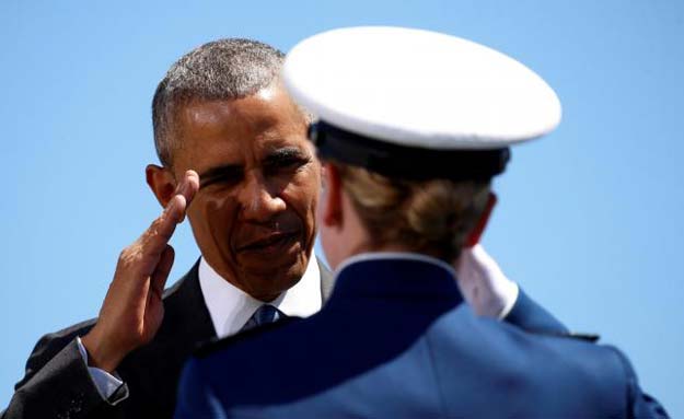 us president barack obama salutes a graduate as he participates in the us air force academy commencement ceremony in colorado springs colorado us june 2 2016 photo reuters