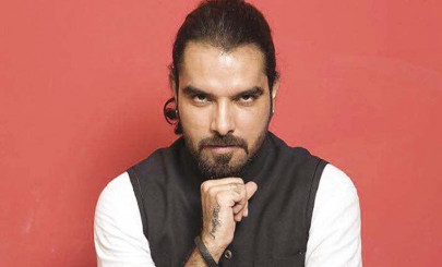pakistani actor yasir hussain to make bollywood debut