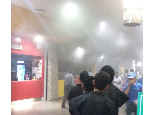 fire at food court of dolmen mall in dha karachi photo twitter