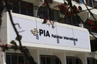 fire erupts at pia engineering facility in karachi