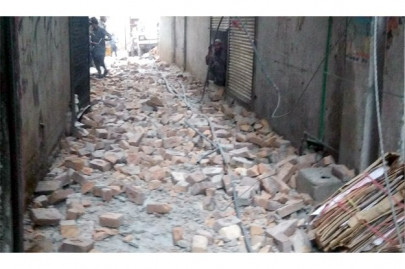 gales wreak havoc in k p 3 killed