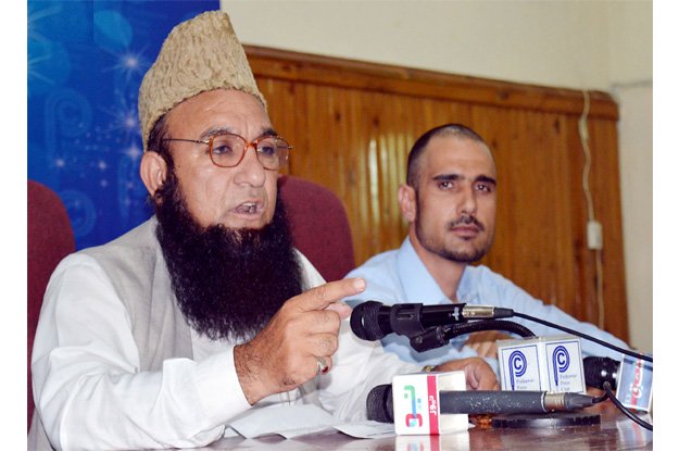 jamaat e islami leader abdul akbar chitrali addressing a press conference photo nni