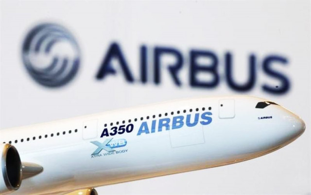 a model of an airbus a350 passenger plane is displayed at a news conference in hong kong march 7 2011 photo reuters a model of an airbus a350 passenger plane is displayed at a news conference in hong kong march 7 2011 photo reuters