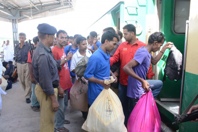 goodwill gesture 18 indian fishermen released in karachi goodwill gesture 18 indian fishermen released in karachi