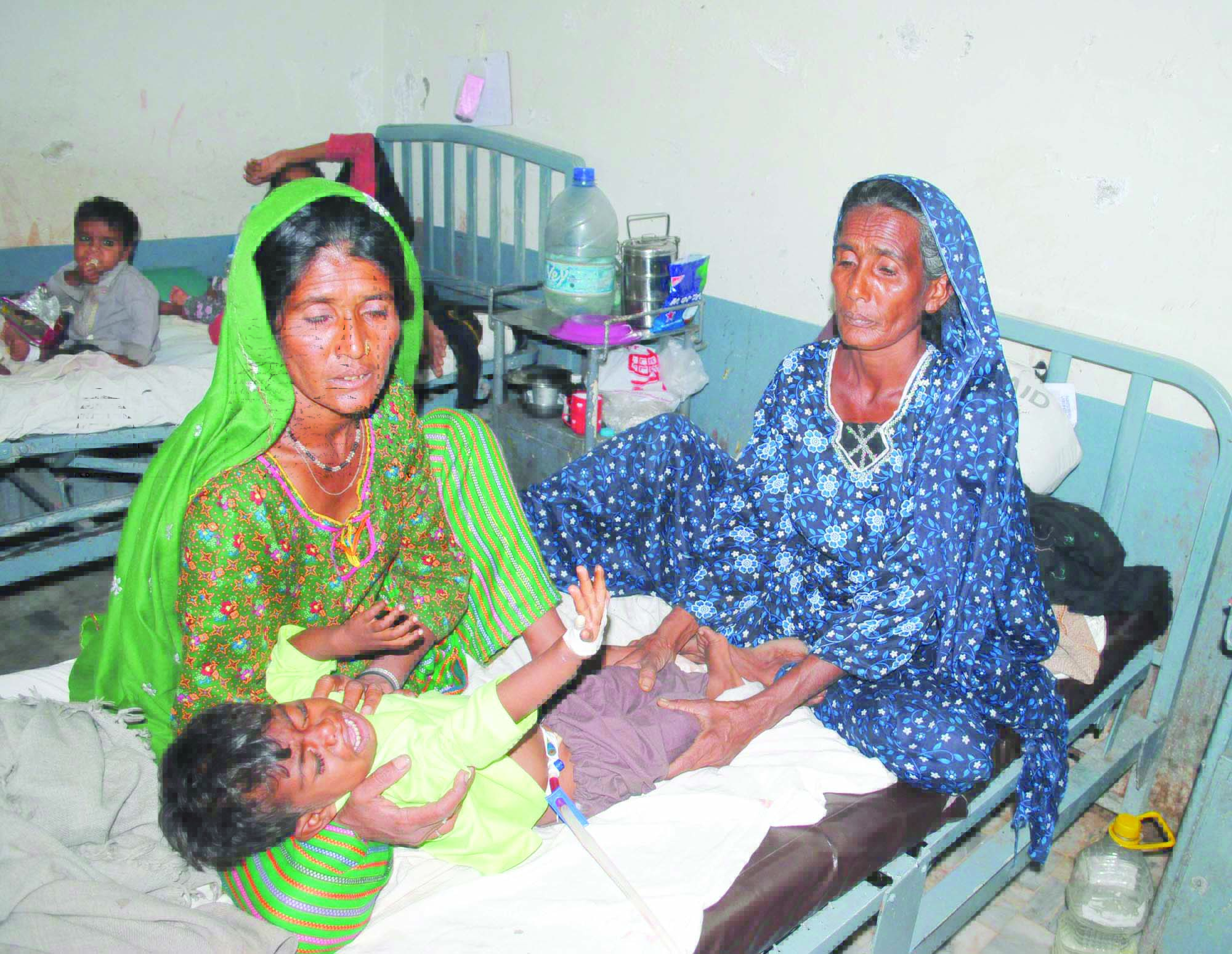 women from tharparkar attend a sick child in civil hospital hyderabad photo file