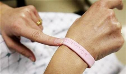 decade of hormone therapy reduces breast cancer recurrence study