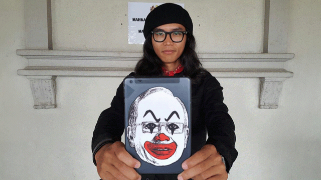 fahmi reza 039 s depictions of najib went viral earlier this year and posters and stickers bearing the images have also appeared in public places earning the designer activist comparisons to street art provocateurs like banksy photo twitter fahmi reza 039 s depictions of najib went viral earlier this year and posters and stickers bearing the images have also appeared in public places earning the designer activist comparisons to street art provocateurs like banksy photo twitter