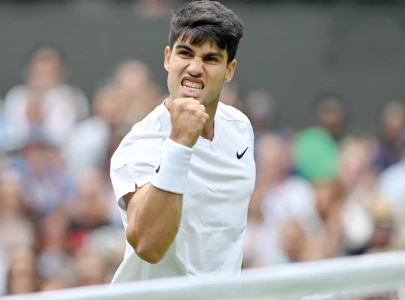 carlos alcaraz defies gravity at wimbledon with remarkable recovery