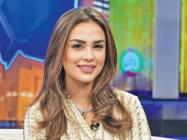 mahenur haider talks leaving abaya
