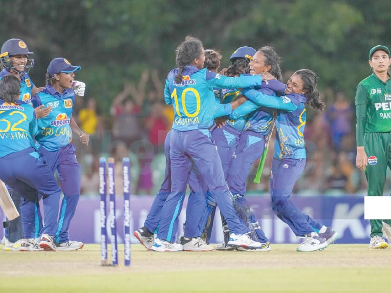 pak women s cricket team held their heads high despite defeat against sri lanka in the semis photo afp