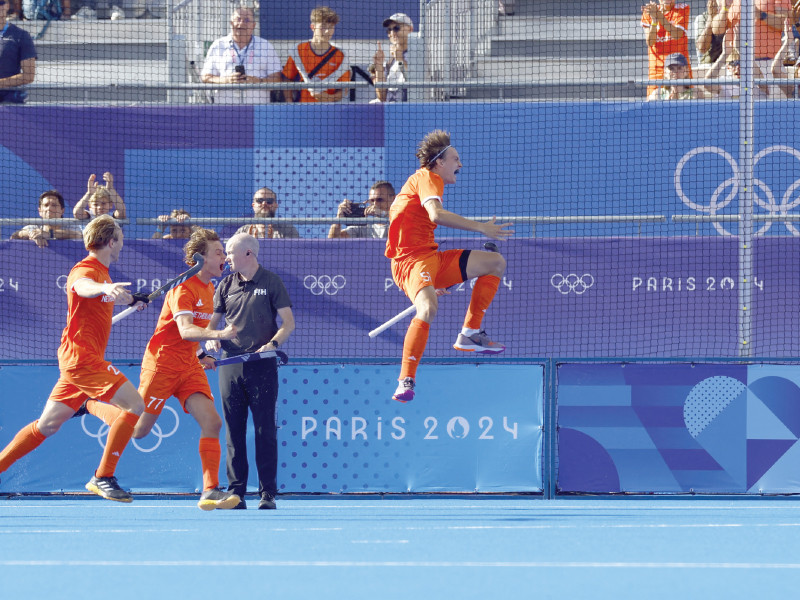 duco telgenkamp jip janssen and floris middendorp of netherlands celebrate their first goal against australia on monday photo reuters