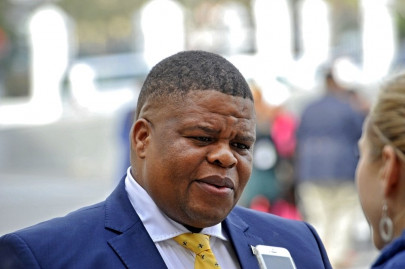 south africa says no danger despite us attacks warning south africa says no danger despite us attacks warning