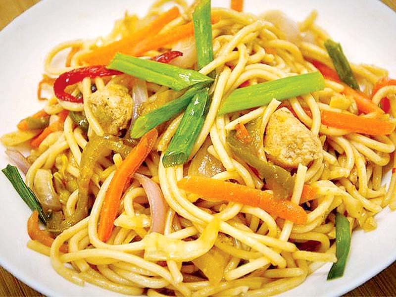 iftar hacks want to make restaurant style chow mein at home here s the secret
