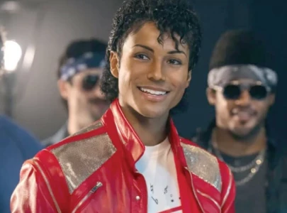 michael eyes record breaking opening after 39 5m start