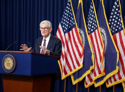 fed holds rates steady but board vote is most divided since 1992