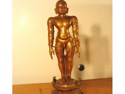 us returns precious artifacts to india