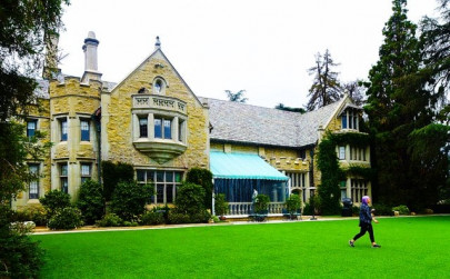 playboy mansion sold to twinkies chief