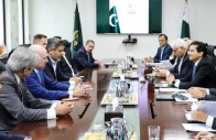 petroleum minister holds energy investment meetings petroleum minister holds energy investment meetings