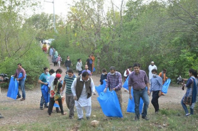 world environment day clean up campaign held at trail 5 world environment day clean up campaign held at trail 5
