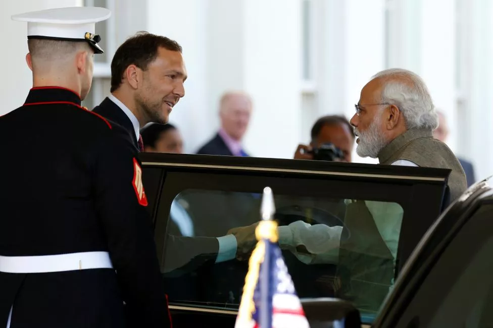 u s chief of protocol ambassador peter selfridge greets india 039 s prime minister narendra modi r as he arrives to meet with u s president barack obama in the oval office at the white house in washington u s june 7 photo reuters u s chief of protocol ambassador peter selfridge greets india 039 s prime minister narendra modi r as he arrives to meet with u s president barack obama in the oval office at the white house in washington u s june 7 photo reuters